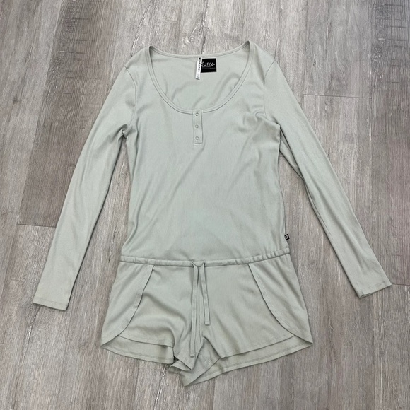 Fabletics Sage Green Ribbed Romper - Size L - Picture 1 of 3